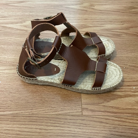 Soludos Banded Shield Sandals - Picture 6 of 9